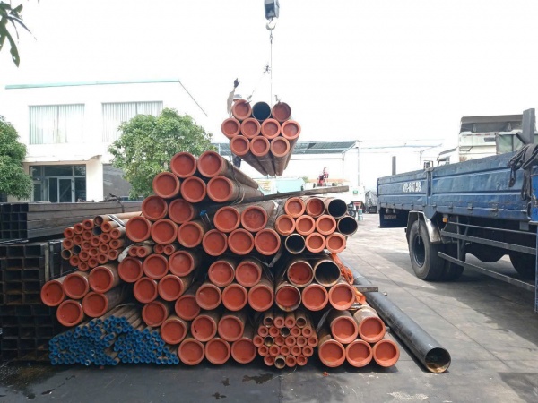 thép ống đúc dn250