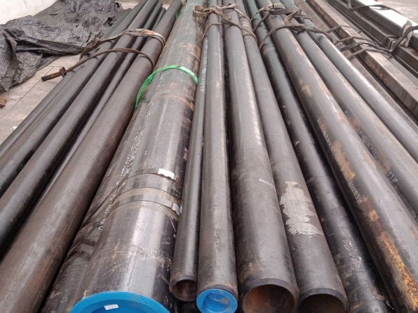 thép ống đúc dn450